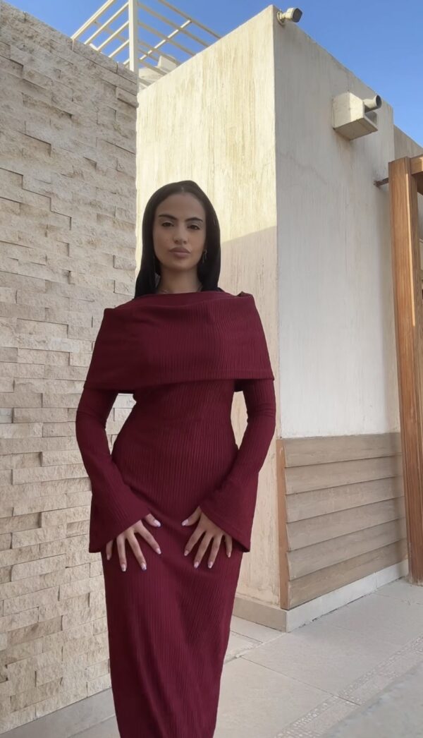 Burgundy dress - Image 8